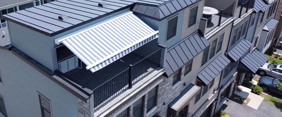 Aristrocrat® Awning